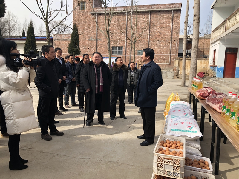 養老(lǎo)院愛(ài)心慰問(wèn)